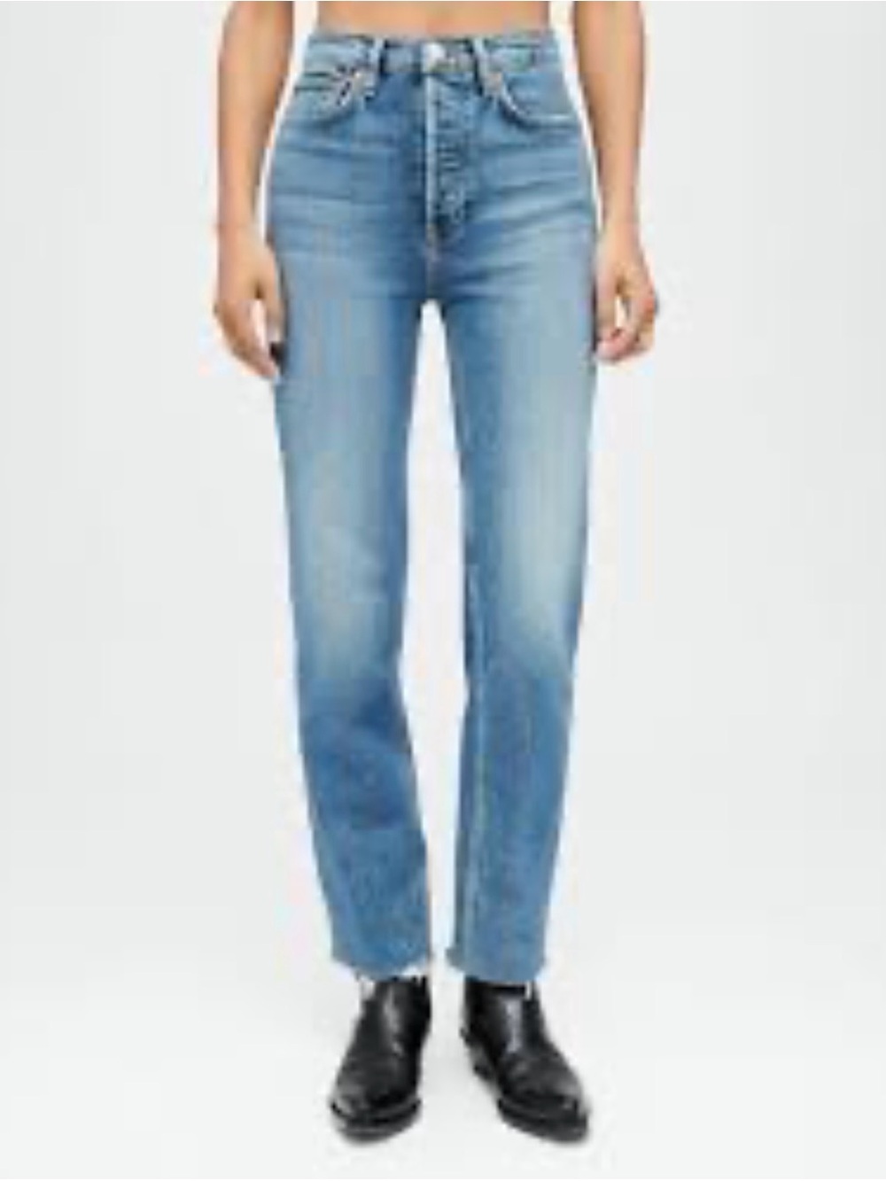 Re/Done Women's Straight Leg Jeans in Light Blue Wash (B2)